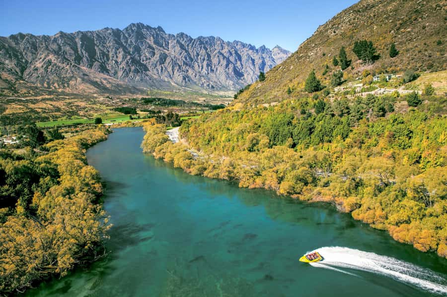 Queenstown: Shotover River and Kawarau River Jet Boat Ride - What to wear for a wet, fast ride