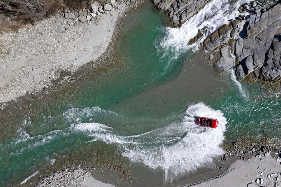 Queenstown: Shotover River Extreme Jet Boat Experience - Practical tips for a smoother outing