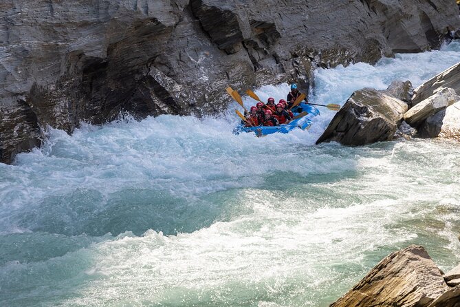 Queenstown Shotover River White Water Rafting - The lower canyon and named rapids