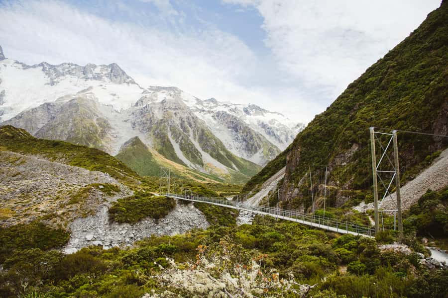 Queenstown: Small Group Mt Cook Day Tour - Walking the Hooker Valley Track within the time limit