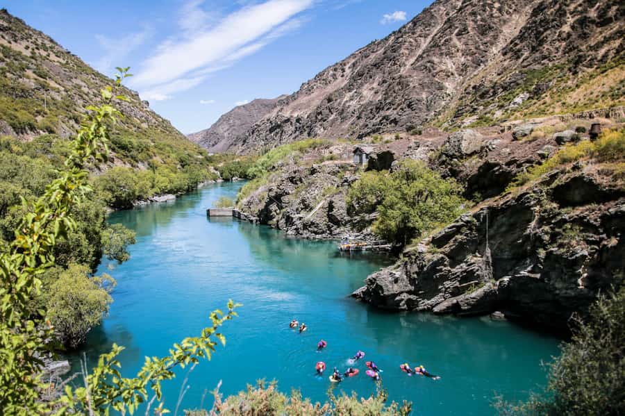 Queenstown: White Water Surfing Along the Kawarau River - What makes Kawarau riverboarding different
