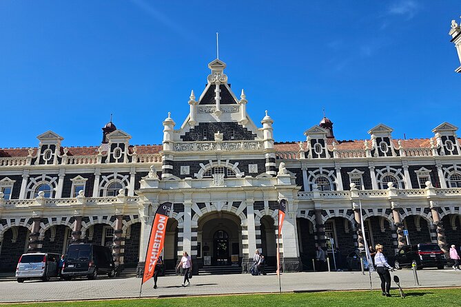 Quickie Tours 1 Hour City Sights Tour Cruise Ship days Only - Signal Hill: the broad city view