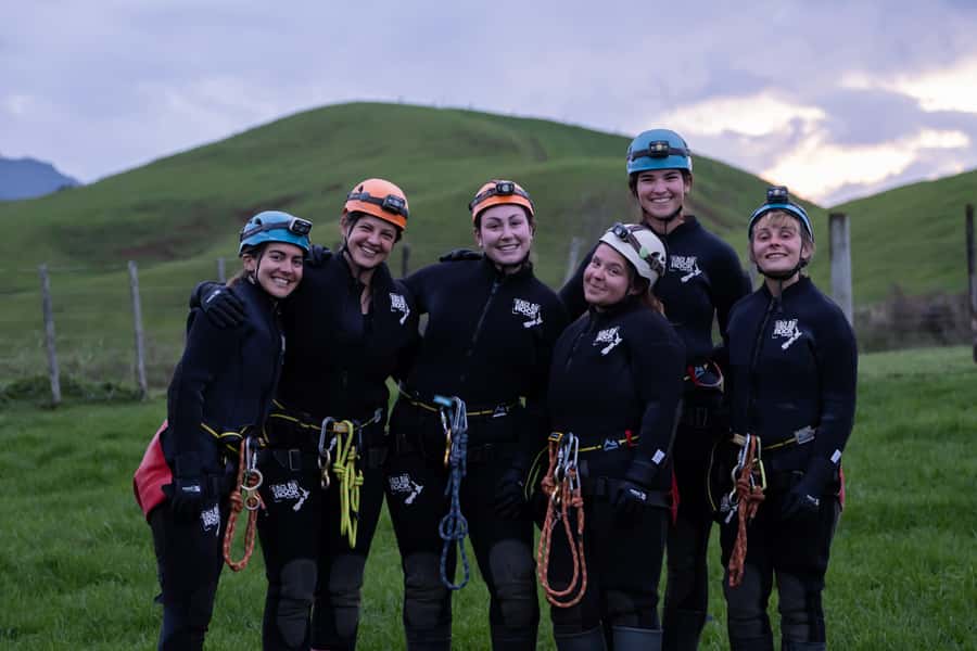 Raglan: Sunset Canyoning Tour and Glowworm Experience - The 2.5-hour guided canyon route