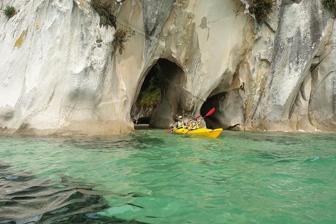 Remote Marine Reserve - Guided Kayaking - New Zealand - What the guide adds to the day