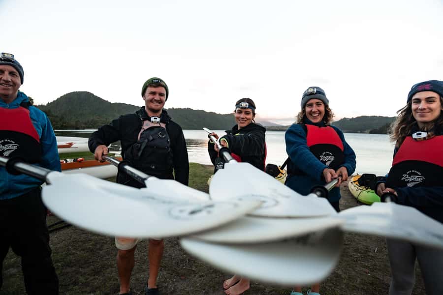 Rotorua: Glow Worm Kayak Tour - What the $116 price includes