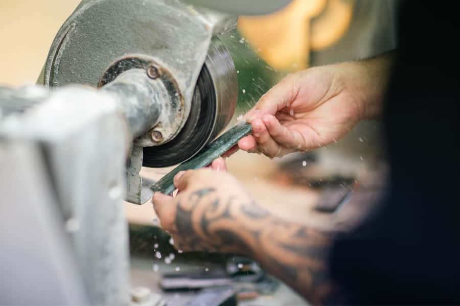 Rotorua: Jade Carving Experience at a Local Studio - Entering Mountain Jade on Fenton Street