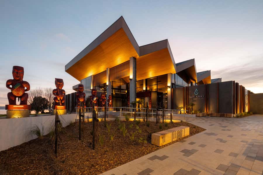 Rotorua: Lakefront Hot Springs & Spa - Luxury Māori Wellness - A Māori wellness journey beside Lake Rotorua