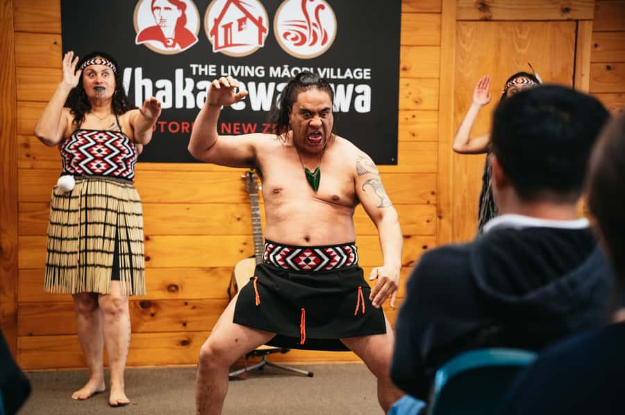 Rotorua: Māori Cultural Performance with Dancing - The opening songs set the mood