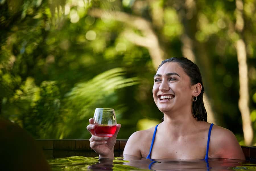 Rotorua: Secret Spot Hot Tubs - Cold plunge and the final Shinny Dip