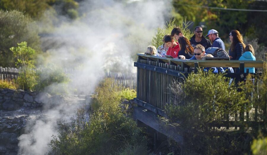 Rotorua: Whakarewarewa Village Guided Tour - Is one hour enough?