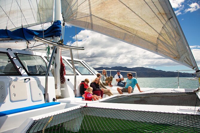 Sail, Seals, and Walk Tour in Abel Tasman - Starting at Marahau and transferring to Kaiteriteri