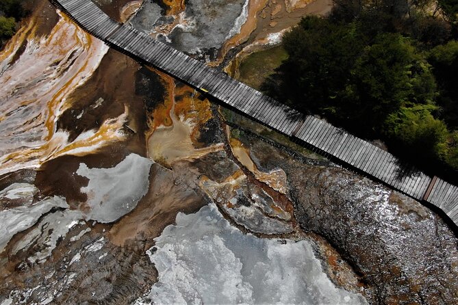 Self-Guided Geothermal Tour in Orakei Korako - How Orakei Korako compares with busier thermal parks