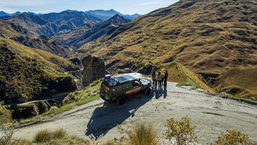 Skippers Canyon 4WD Heritage Tour from Queenstown - Entering the canyon on the historic road