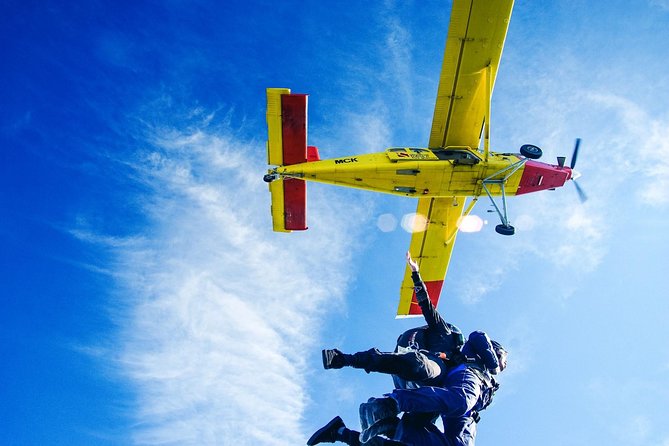 Skydive Mt. Cook - 20+ Seconds of Freefall from 10,000ft - Why the Pukaki setting makes this jump special