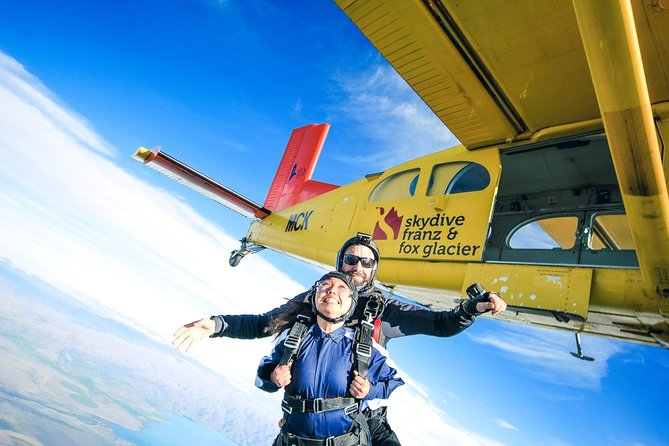 Skydive Mt. Cook - 20+ Seconds of Freefall from 10,000ft - The view after the parachute opens