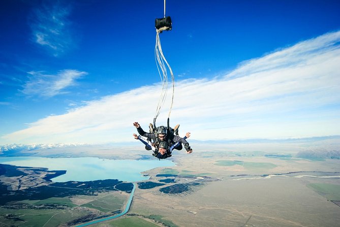 Skydive Mt. Cook - 20+ Seconds of Freefall from 10,000ft - Practical tips for making the day work
