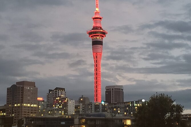Small Group Waitomo and Rotorua including Te Puia Tour - Lunch, timing, and what to bring