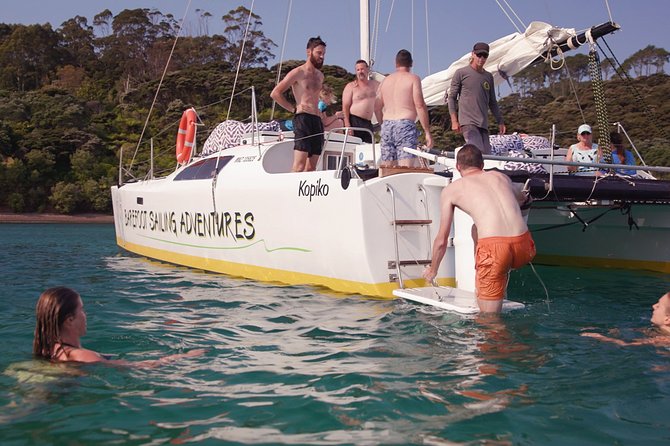 Sundowner Evening Cruise - 2 hour evening sailing cruise with swim stop - What the $58.95 price gives you
