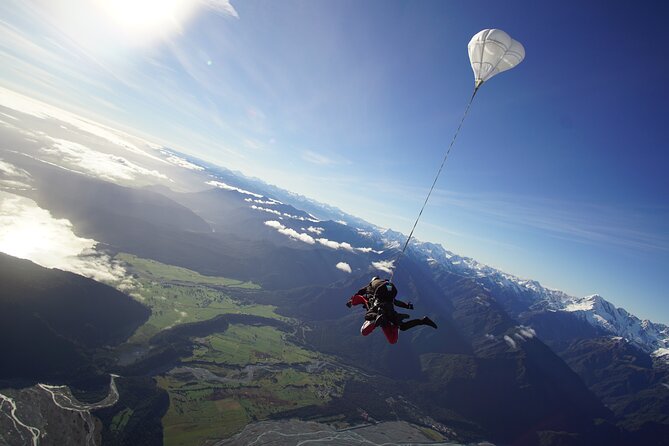 Tandem Skydive 13,000ft from Franz Josef - Why weather flexibility matters in Franz Josef