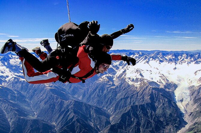Tandem Skydive 18,000ft from Franz Josef - Why the 18,000-foot jump matters