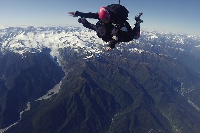 Tandem Skydive 18,000ft from Franz Josef - The free fall and parachute ride