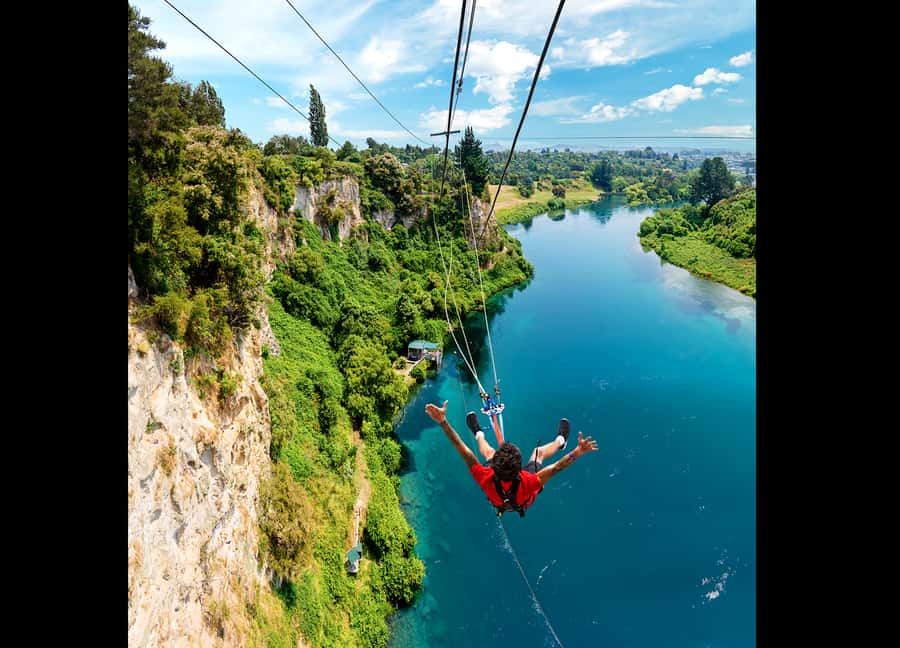 Taupō: Bungy Jump and Swing Combo - What happens from check-in to the first jump