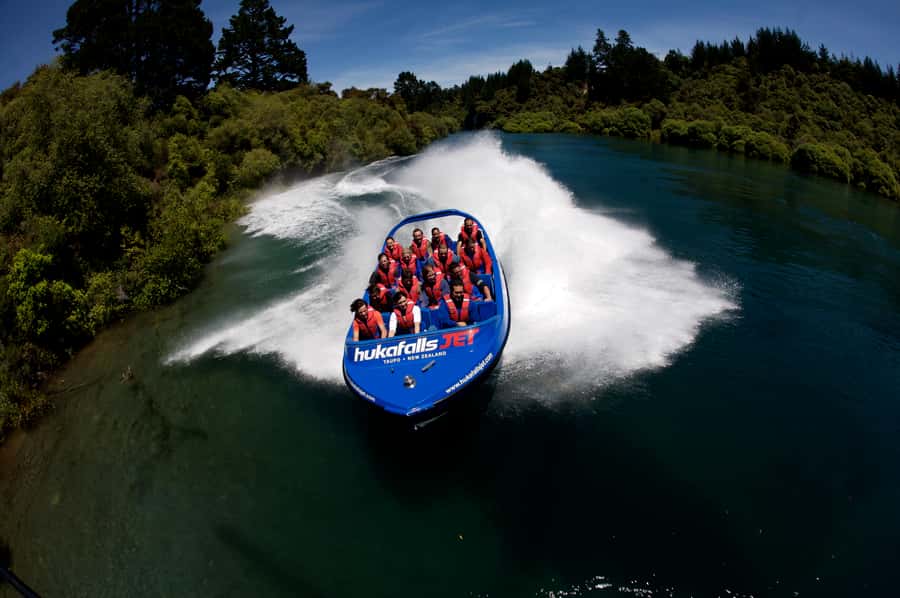 Taupō: Huka Falls 30-Minute Jet Boat Experience - Should you book the Huka Falls jet boat?
