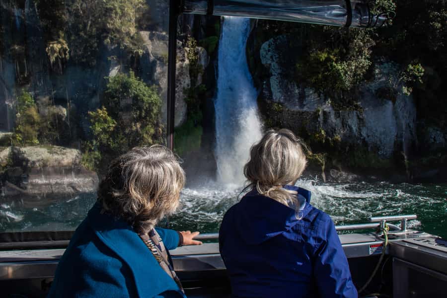 Taupo: Lake Taupo Western Bays Catamaran Tour with Bush Walk - Otupotu Falls, where the boat gets close