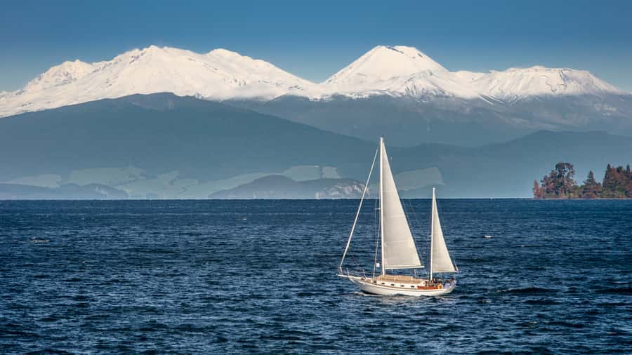 Taupō: Sail Barbary Eco Sailing to the Maori Rock Carvings - Lake Taupō views shaped by volcanic country
