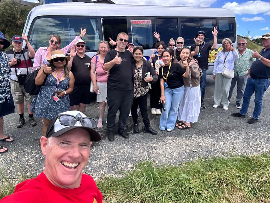 Tauranga City & Scenic Sightseeing 2-hour Local Tour - Kiwi and avocado orchards outside the city