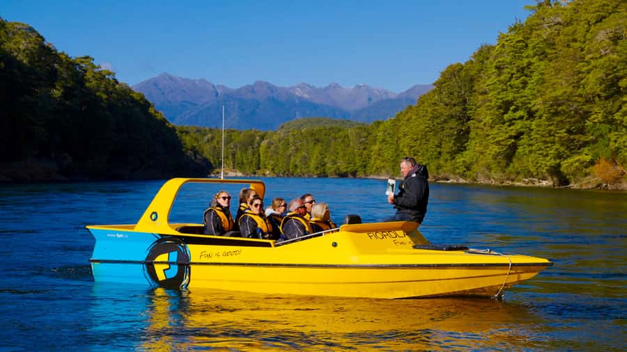 Te Anau: River Jet Boat and Bike Ride Tour with Local Guide - Practical booking advice for Te Anau