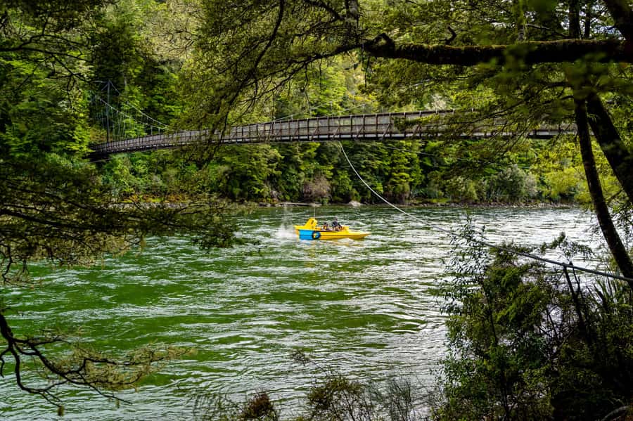 Te Anau: River Jet Boat and Bike Ride Tour with Local Guide - Who will enjoy this tour most
