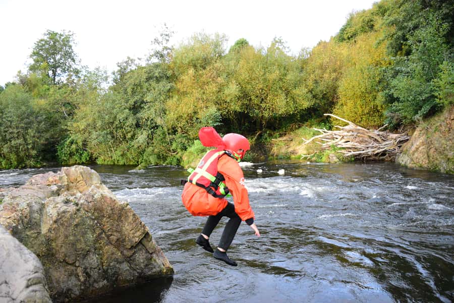Te Awa Kairangi Grade 2 Scenic Rafting Tour - Getting to the base and planning your day