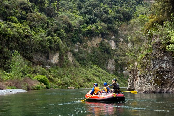 The Awesome Scenic Rafting Adventure - Full Day Rafting on the Rangitikei River - Arriving at River Valley Lodge at 9am