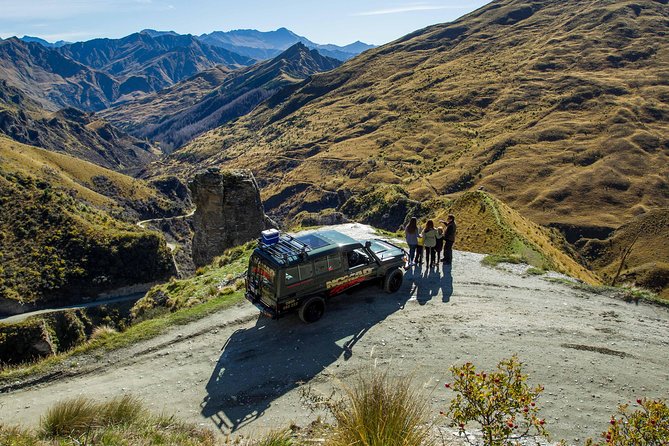The Hobbit Barrel Run Rafting Tour on the Pelorus River - Milling, mining, and the working river region