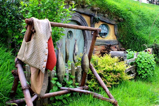 The Hobbiton Movie Set Small-Group Guided Tour from Auckland - How to avoid the common pickup problems