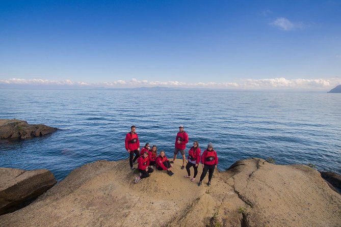 The Maori Carvings Half Day Kayak - Lake Taupō’s carvings are the main prize