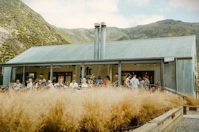 The Original Queenstown Wine Trail Tour – Celebrating 33+ Years! - Kinross brings wine, lunch, and a longer pause