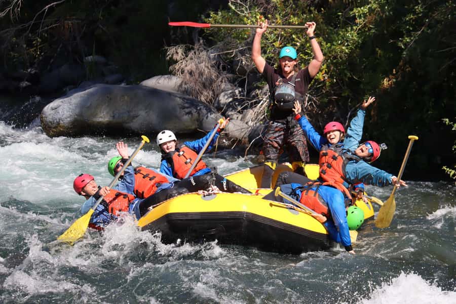 Tongariro River: Grade 3 Whitewater Rafting - What the $112 price includes