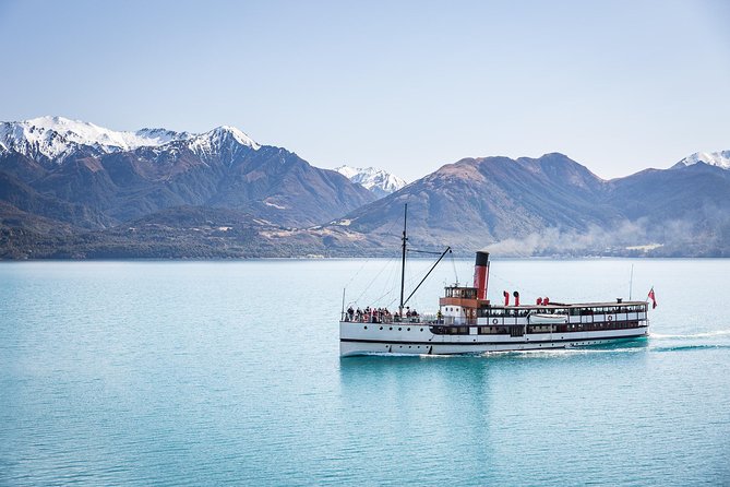 TSS Earnslaw Lake Wakatipu Steamship Cruise from Queenstown - The crossing to Walter Peak
