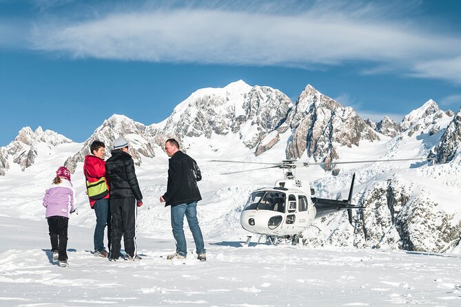 Twin Glacier Fox and Franz, Snow Landing (allow 30 mins - departing Fox Glacier) - Key points at a glance