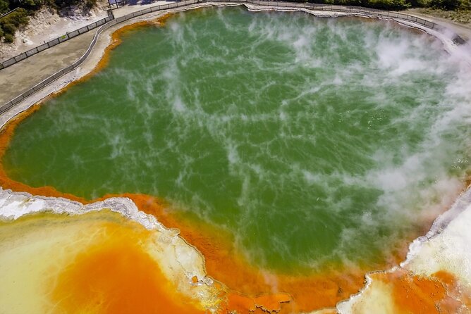Wai-O-Tapu Thermal Wonderland, Rotorua, New Zealand - Native bush makes the walk more pleasant