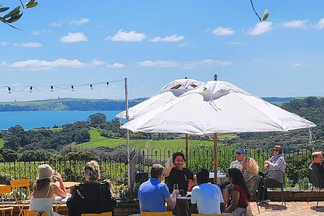 Waiheke Island Hop-On Hop-Off Explorer Bus - Ostend and the central island stops