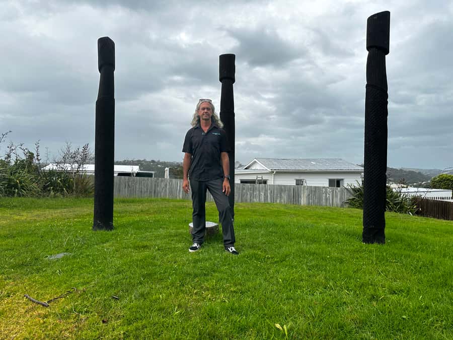 Waiheke Island: Maori Cultural Tour + Lunch + Wine - Stories, waiata, and the closing blessing