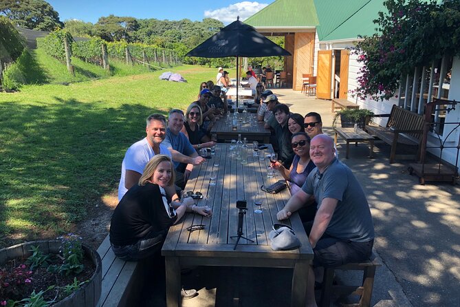 Waiheke Island Premium Wine Tour with Tastings - What the vineyard stops feel like