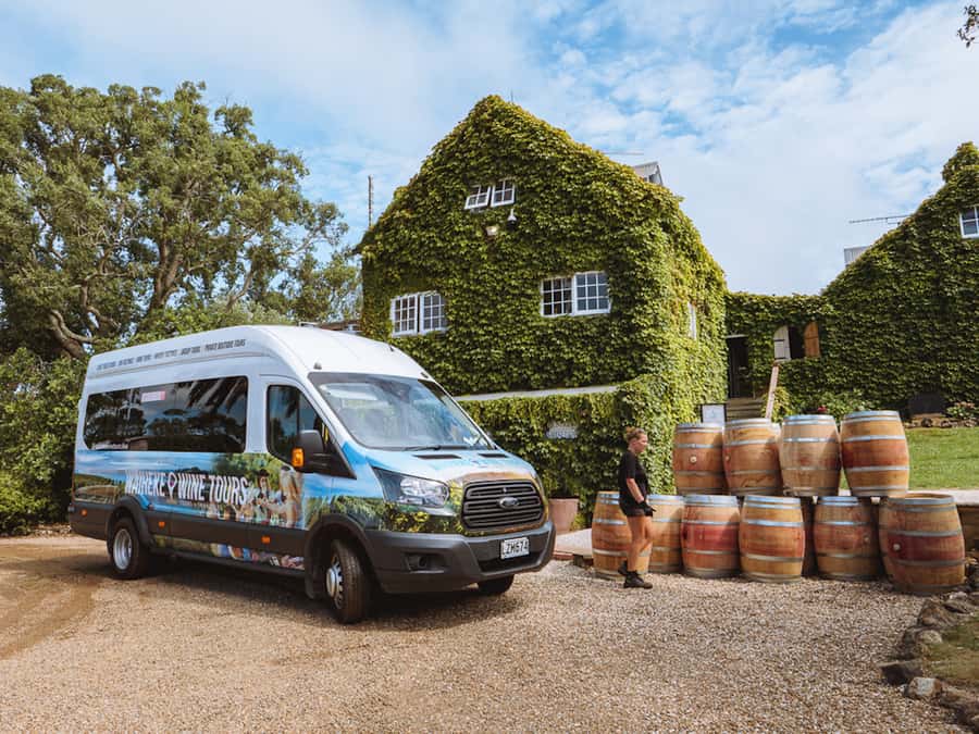 Waiheke Island: Scenic Island Wine Tour & Local Wine Tasting - Who will enjoy this tour most