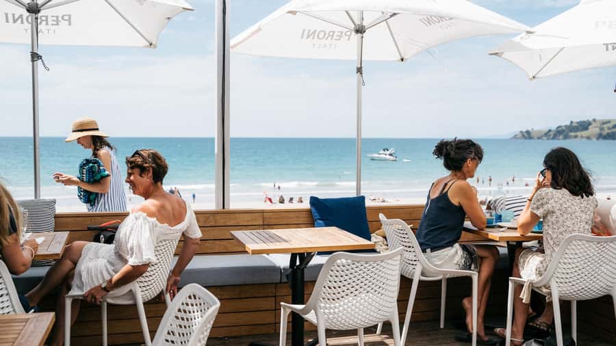 Waiheke Island: Wine Tour & Lunch at Award Winning Venue - Two More Cellar Doors in the Onetangi Valley