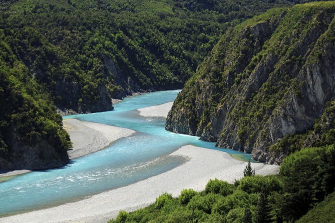 Waimakariri River Jet Boating from Christchurch - From Christchurch to the Waimakariri River