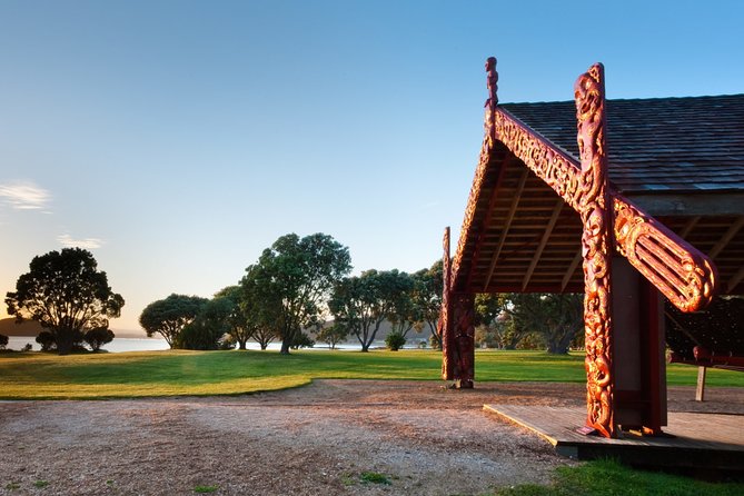 Waitangi Treaty Ground Day Trip Private Transport From Auckland - The 7:00 a.m. start and the road north