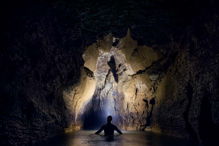 Waitomo Caves: Labyrinth Black Water Rafting Experience - Guides, safety, and the small-group advantage